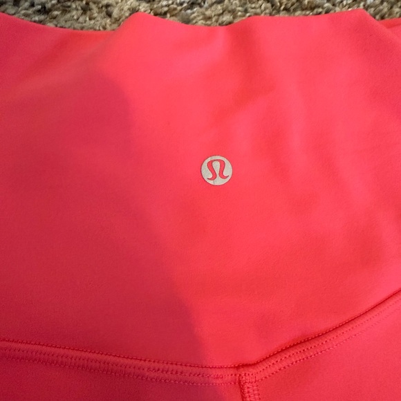 Lululemon Align High Rise Shorts 4” in Lip Gloss - Picture 7 of 8